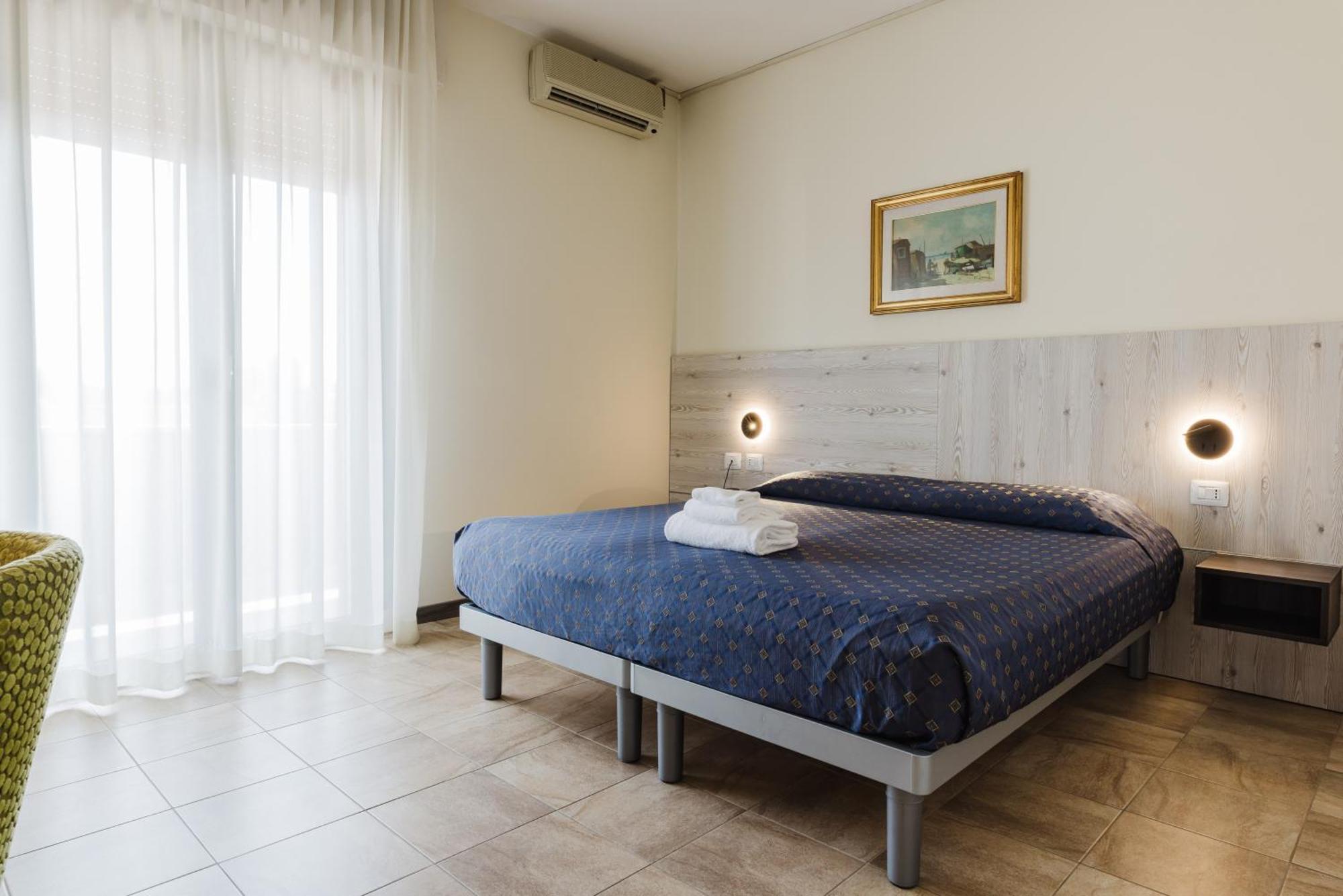Hotel Colonna Альбіньязего Екстер'єр фото